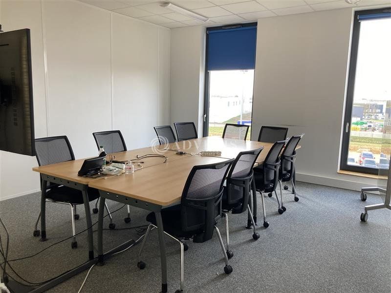 Location bureaux 2320 m² divisibles à partir de 464 m²
