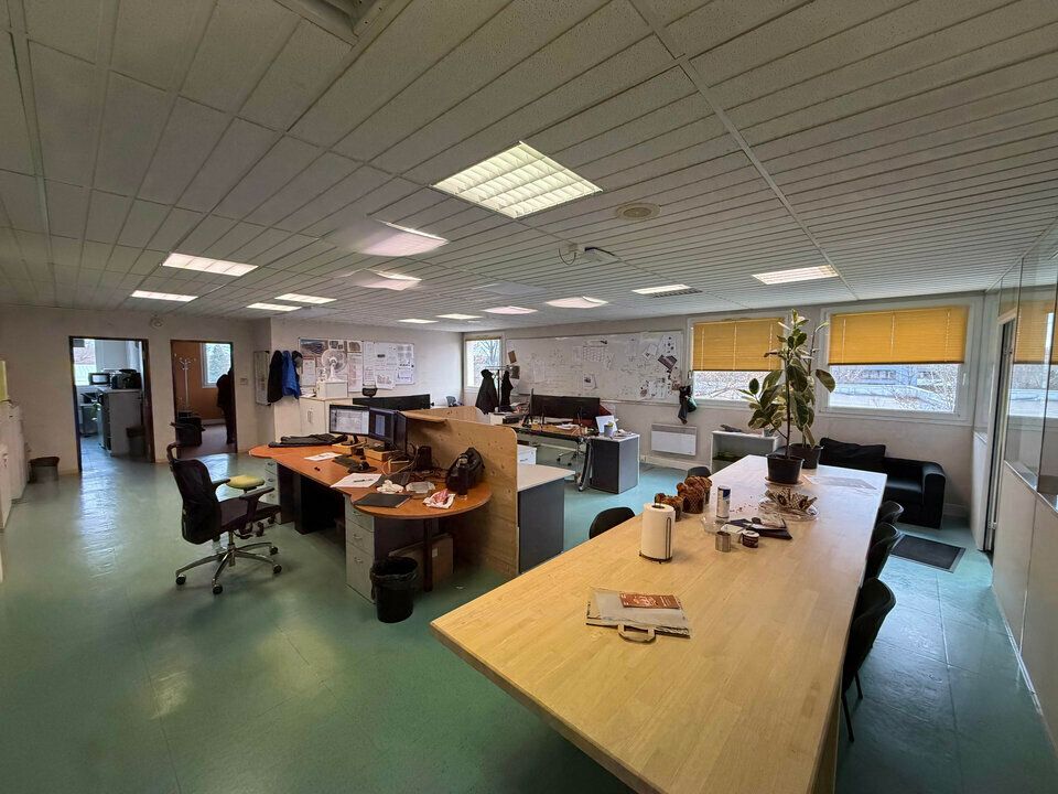 Location bureaux 192 m² non divisibles