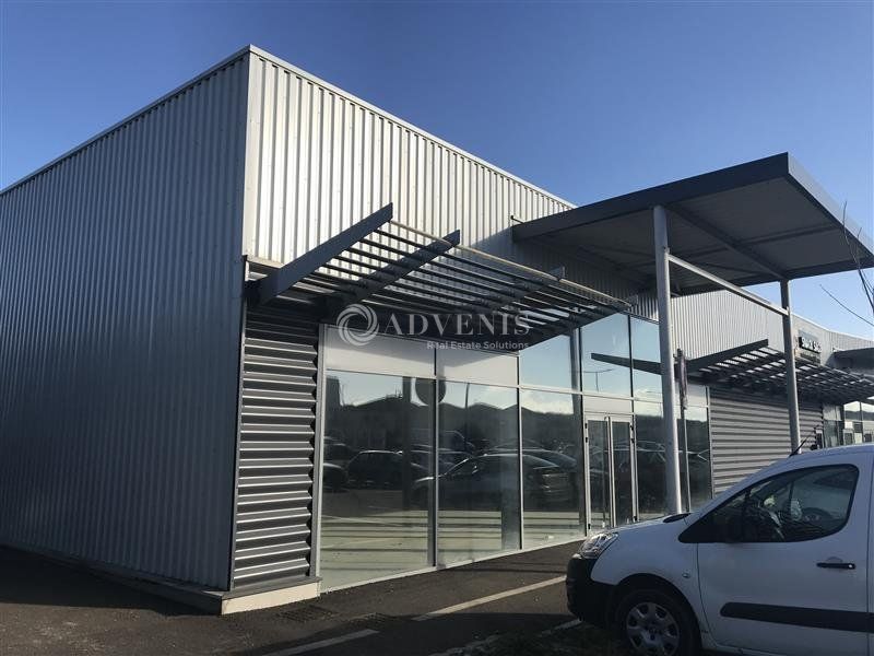 Location local commercial 2142 m² divisibles à partir de 1000 m²