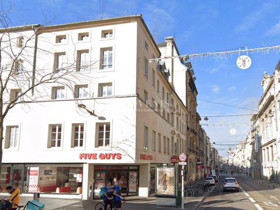 Location local commercial 416 m² non divisibles