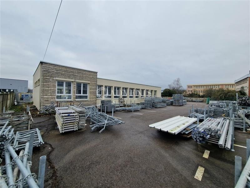 Location local d''activites 380 m² non divisibles