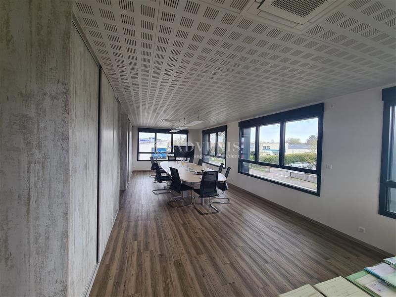 Location bureaux 270 m² divisibles à partir de 110 m²