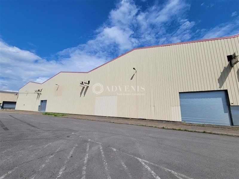 Location entrepot 17000 m² divisibles à partir de 162 m²