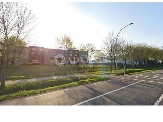 Vente local d''activites 4621 m² divisibles à partir de 286 m²