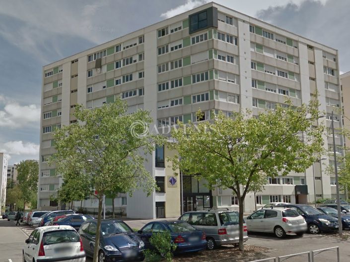 Location bureaux 220 m² divisibles à partir de 9 m²