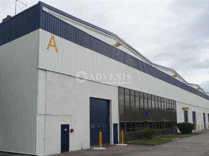 Location entrepot 4058 m² divisibles à partir de 1725 m²