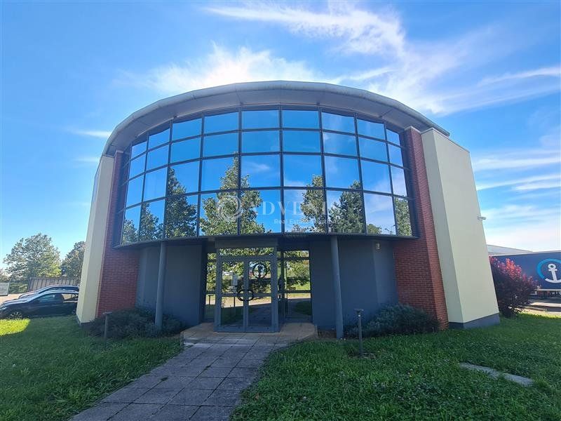 Vente entrepot 3399 m² non divisibles