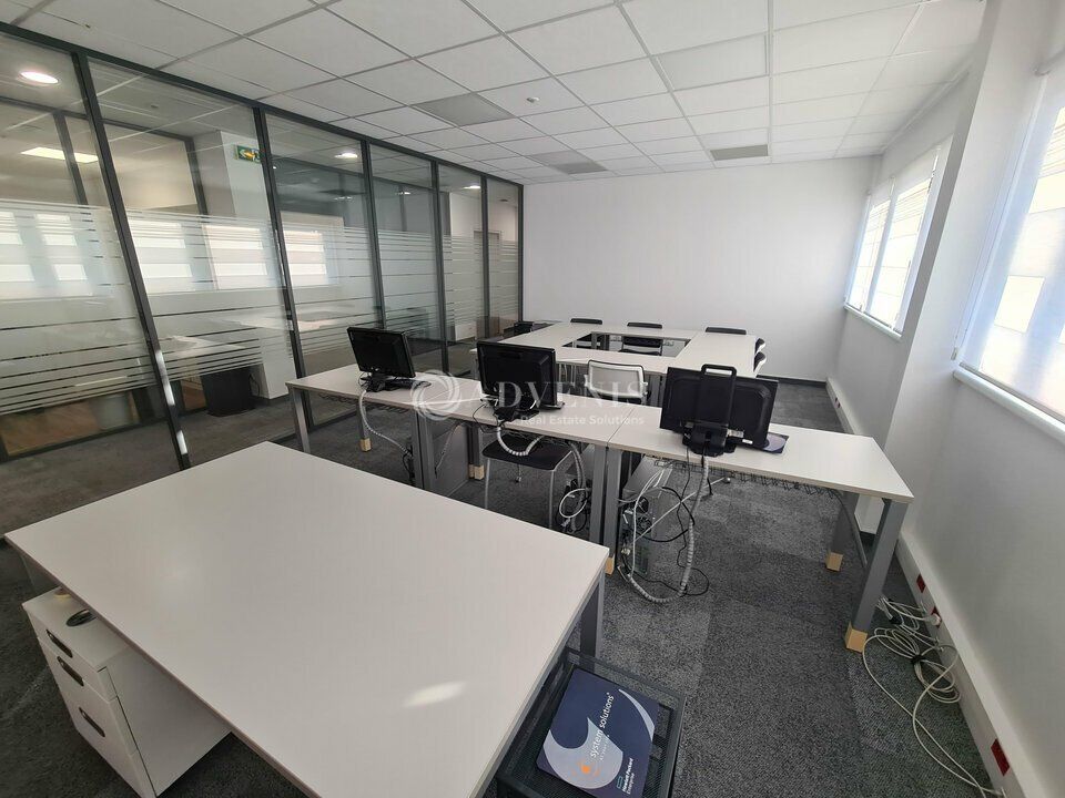 Vente bureaux 300 m² non divisibles