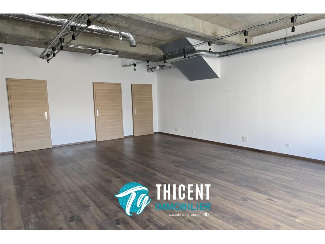 Location local commercial 58 m² à Val-de-Moder