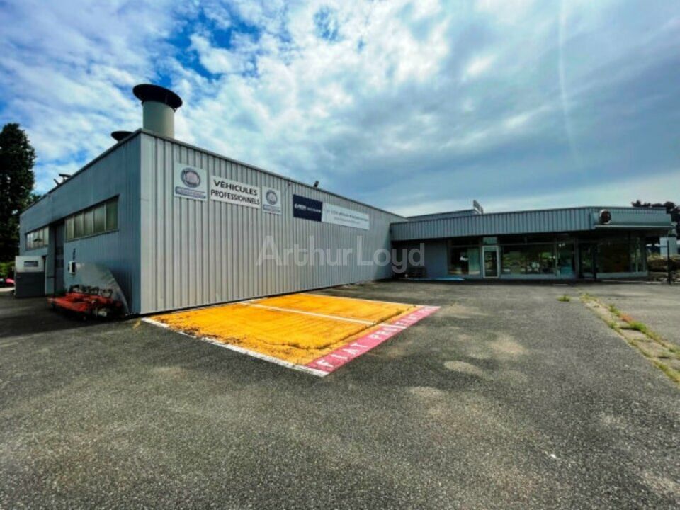 Location local commercial 938 m² non divisibles