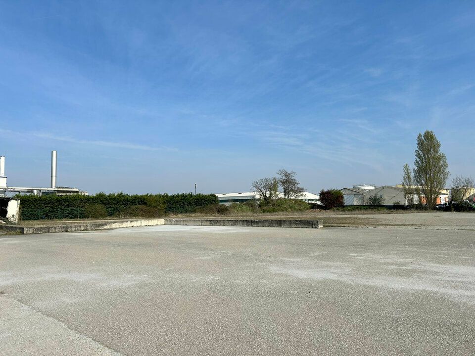 Vente terrain 10854 m² non divisibles
