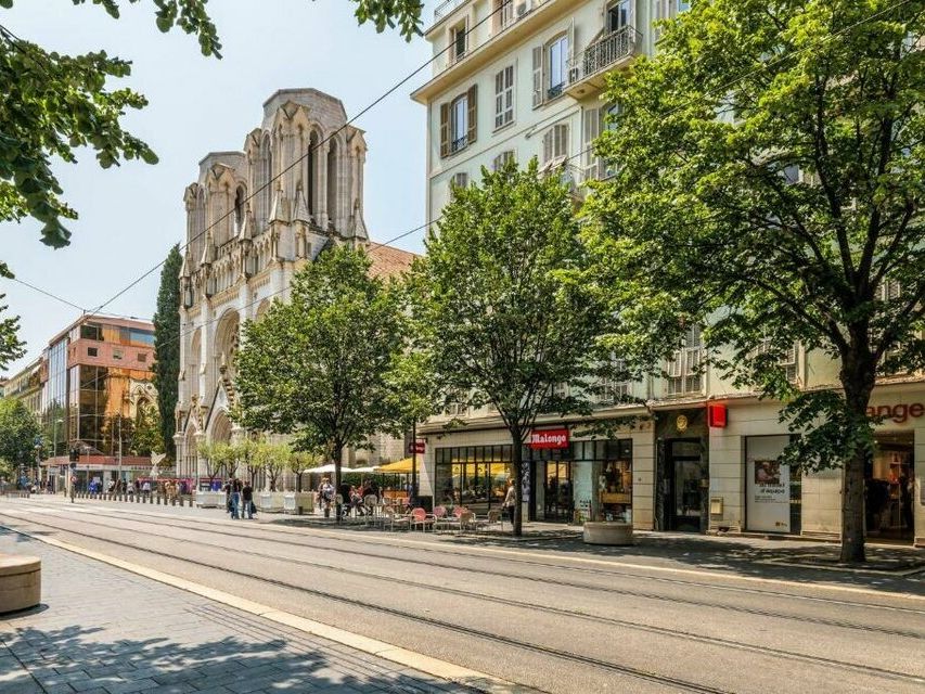 Location local commercial 50 m² non divisibles