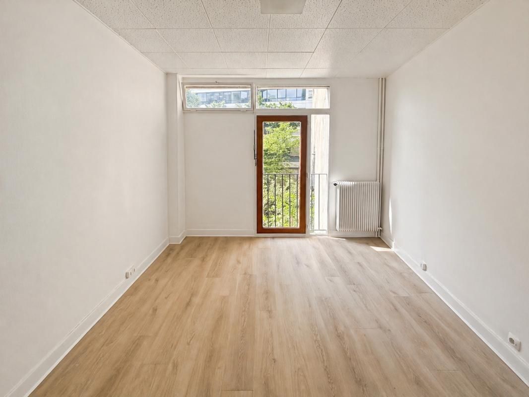 Location bureaux 11 m² non divisibles