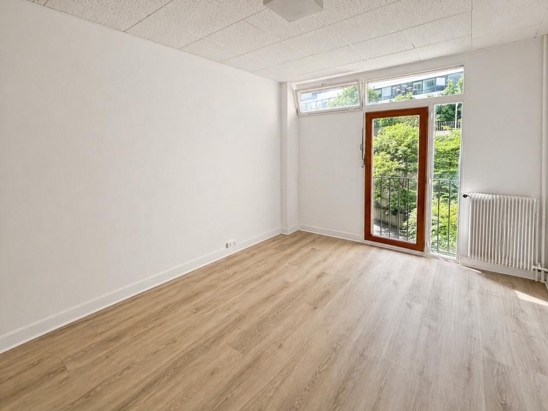 Location bureaux 11 m² non divisibles