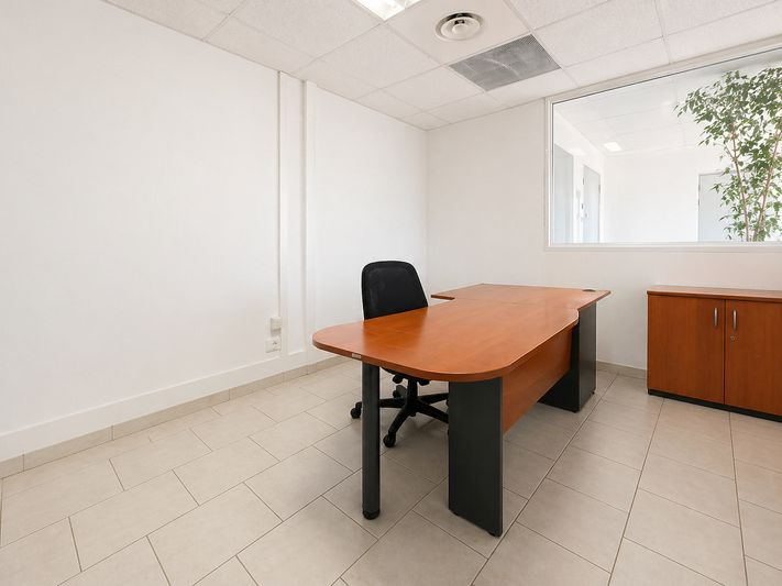 Location bureaux 160 m² non divisibles