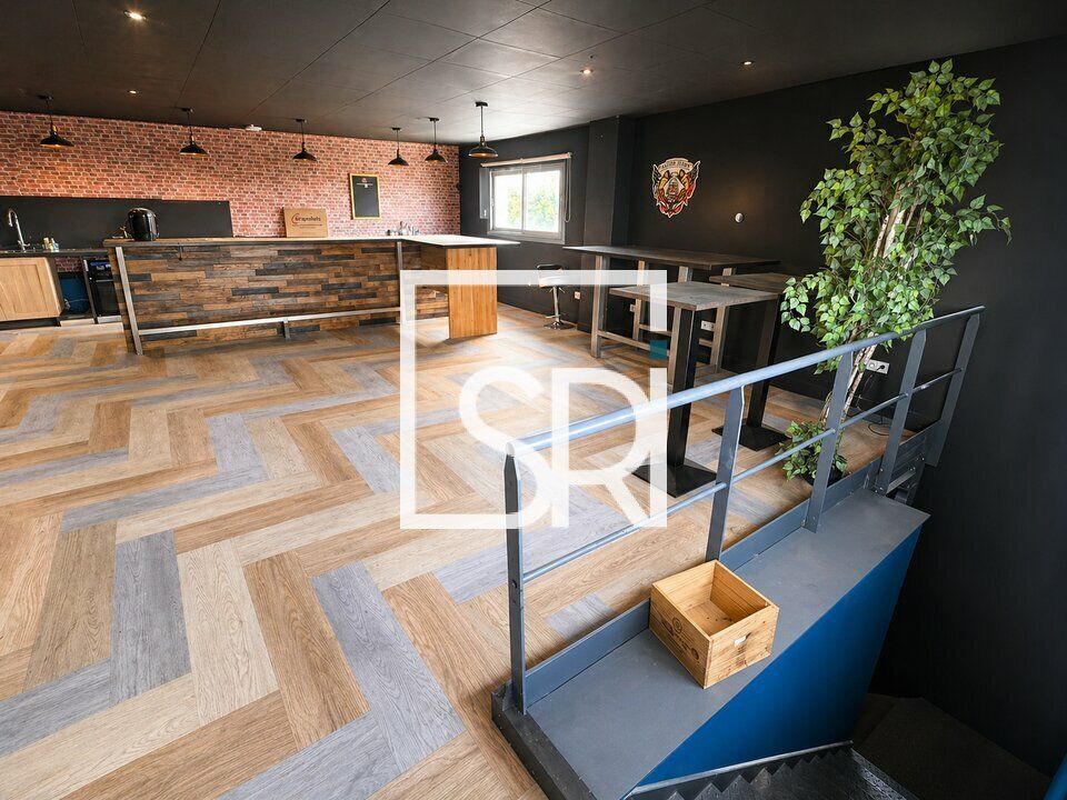 Location bureaux 150 m² non divisibles