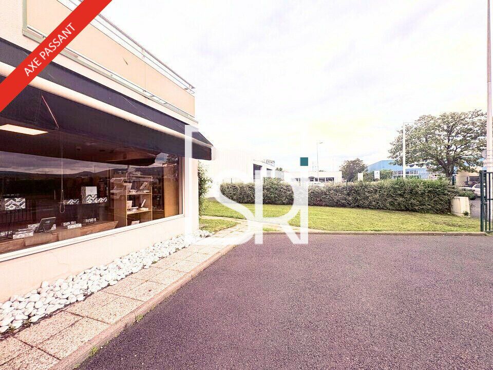 Vente local commercial 635 m² non divisibles