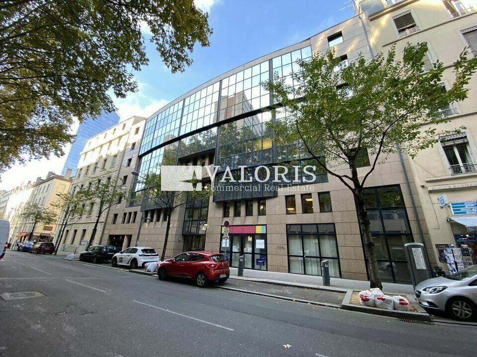 Location bureaux 91.71 m² non divisibles