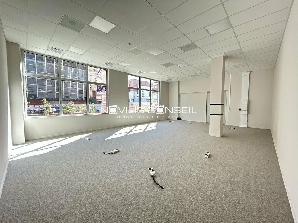 Location bureaux 91 m² non divisibles