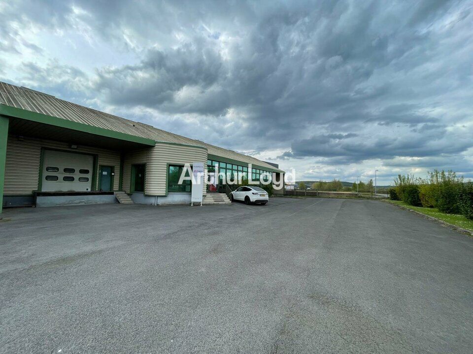 Location activité/entrepôt - 1980 m²
