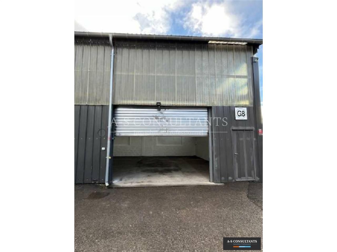 Location entrepot 120 m² non divisibles
