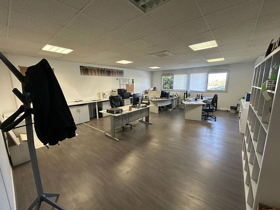 Location bureaux 116 m² non divisibles