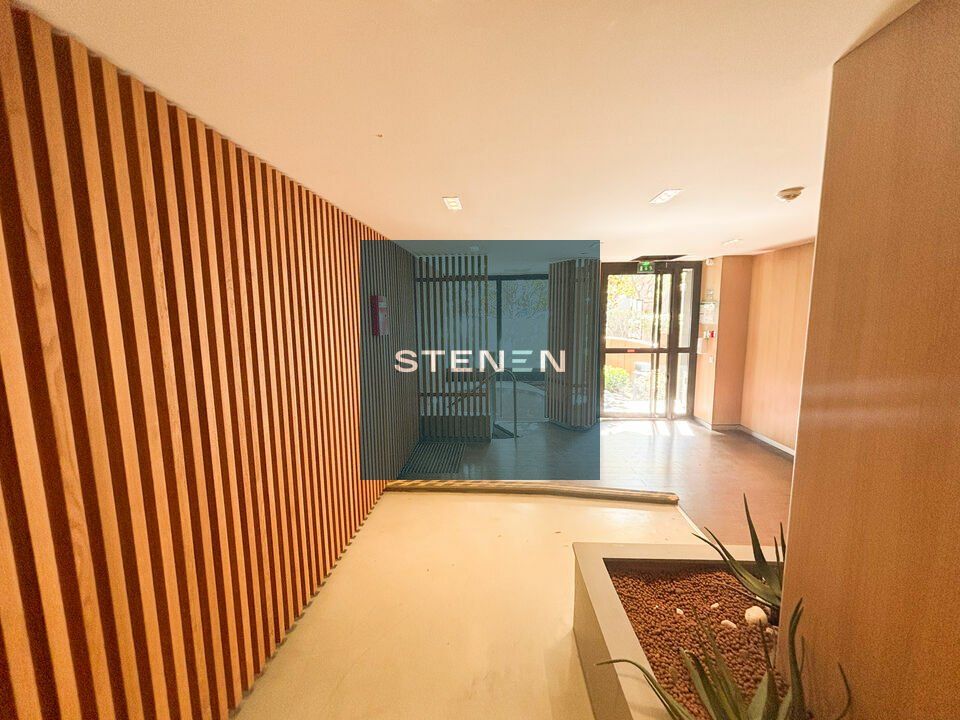 Location bureaux 84.5 m² non divisibles