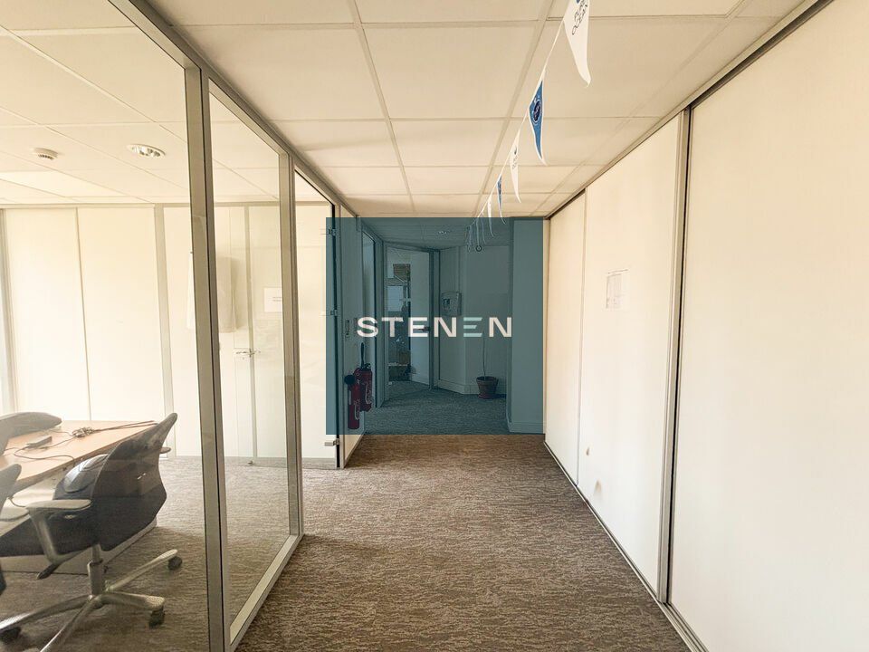 A LOUER BUREAUX 169M MARSEILLE 13008 