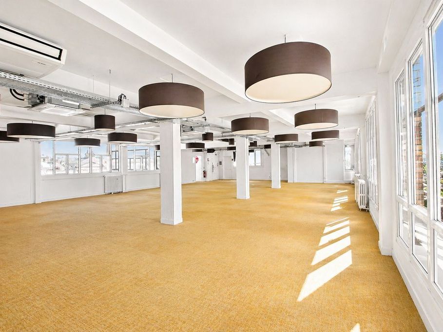 Location bureaux 354 m² divisibles à partir de 45 m²