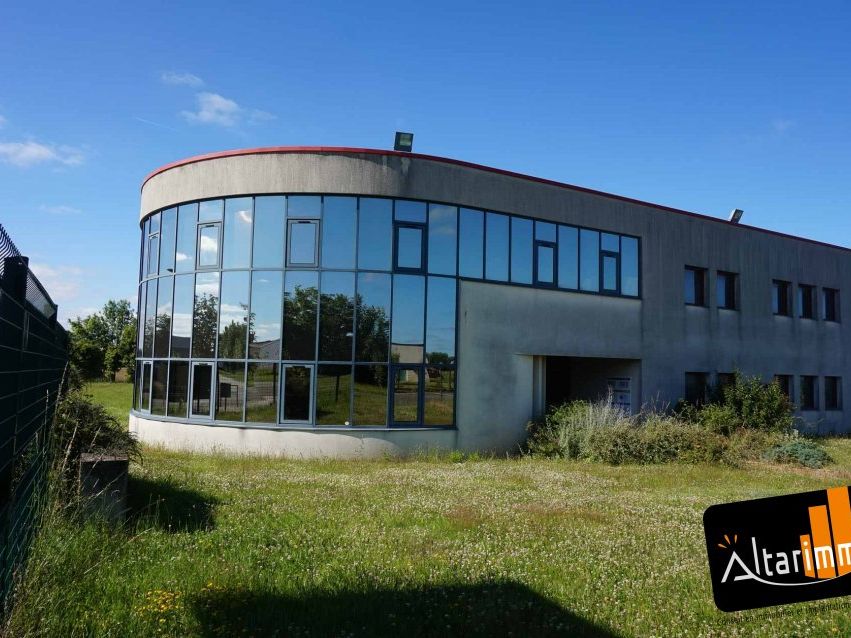 Vente bureaux 600 m² non divisibles