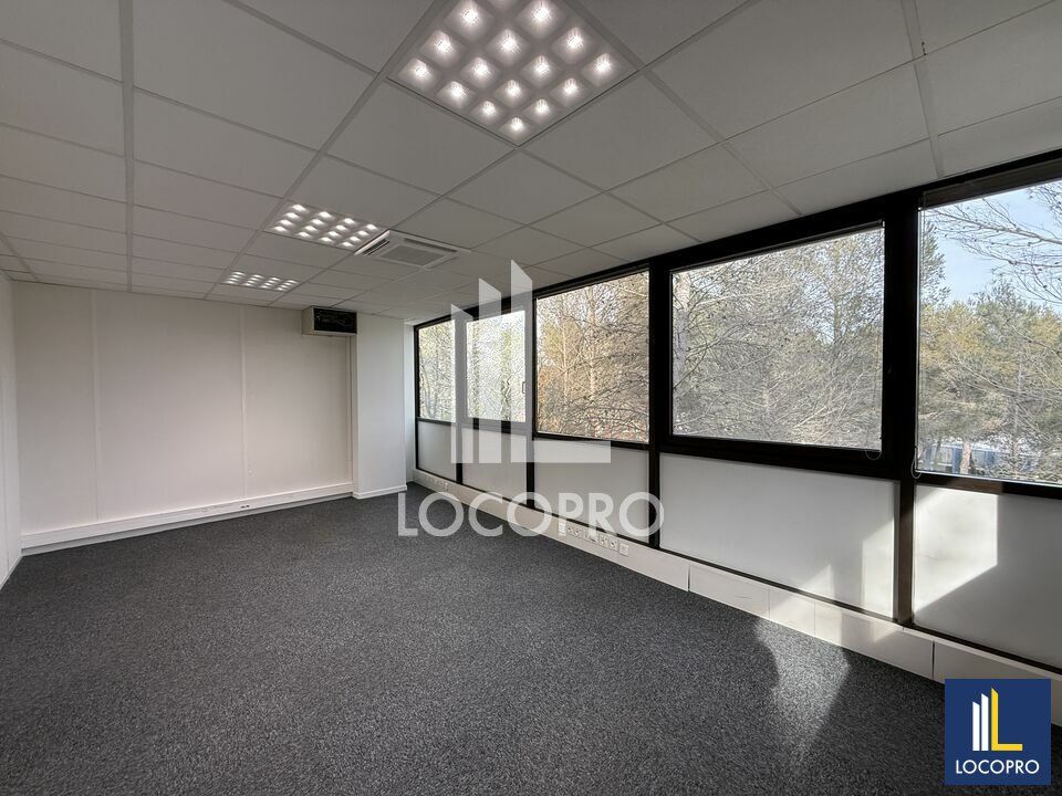 Location bureaux 73 m² non divisibles