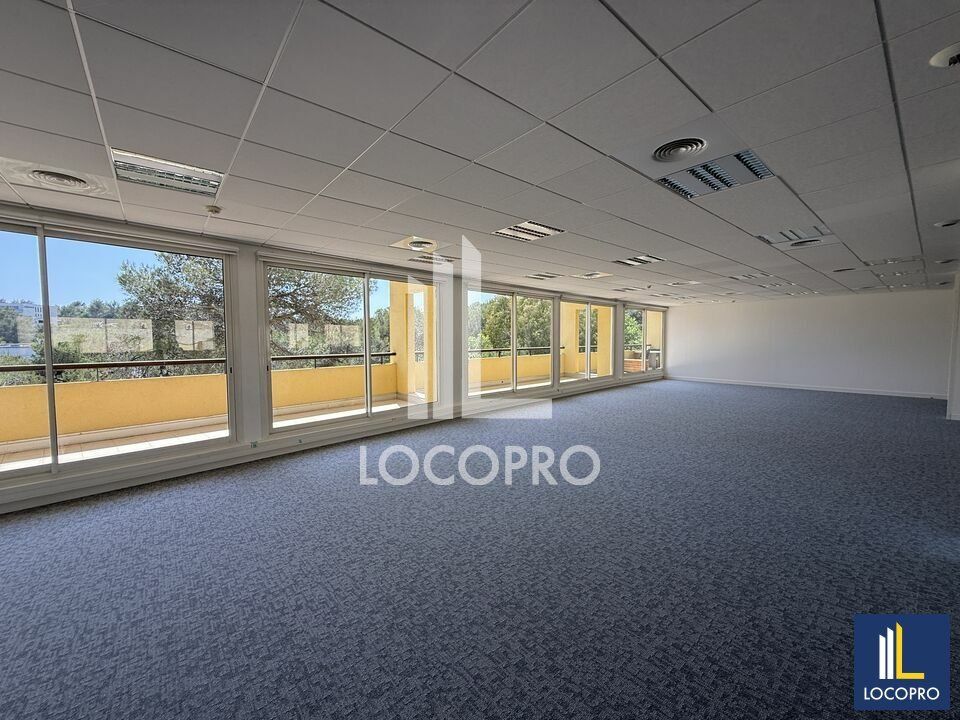 Location bureaux 342 m² non divisibles