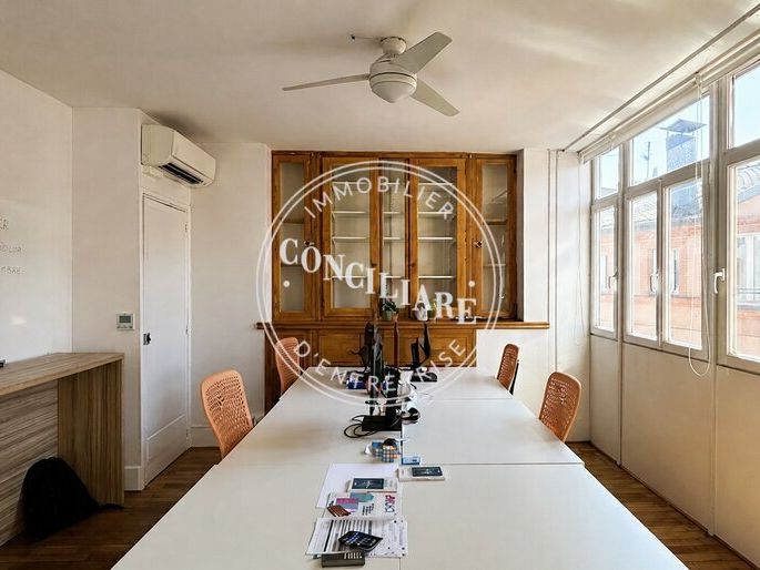 Location bureaux 130 m² non divisibles