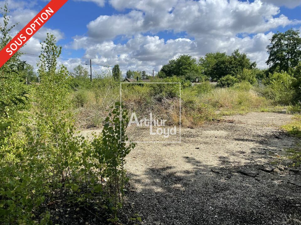 Vente terrain 14677 m² non divisibles