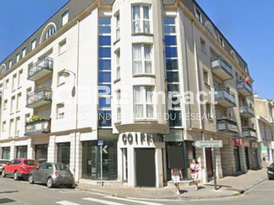 Location local commercial 110 m² non divisibles