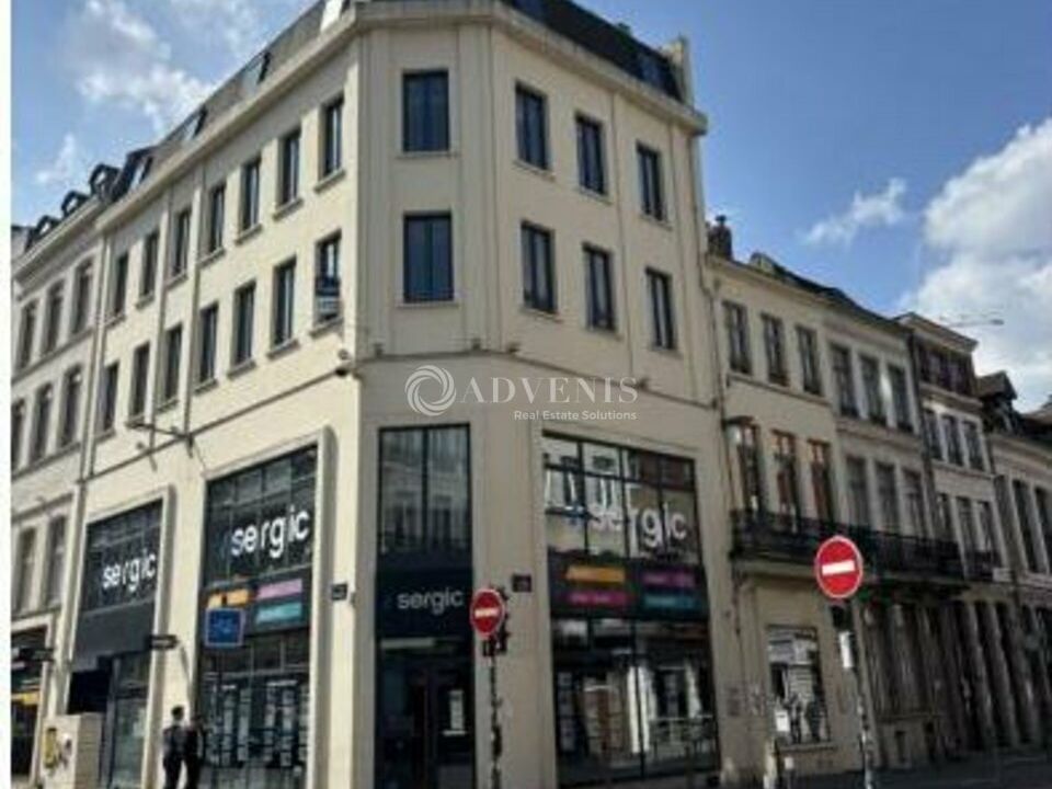 Location local professionnel 259 m² non divisibles