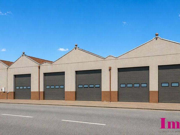 Vente entrepot 600 m² non divisibles