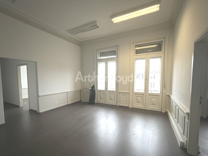 Location bureaux 178.4 m² divisibles à partir de 68 m²