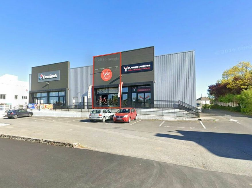 Location local commercial 137 m² non divisibles
