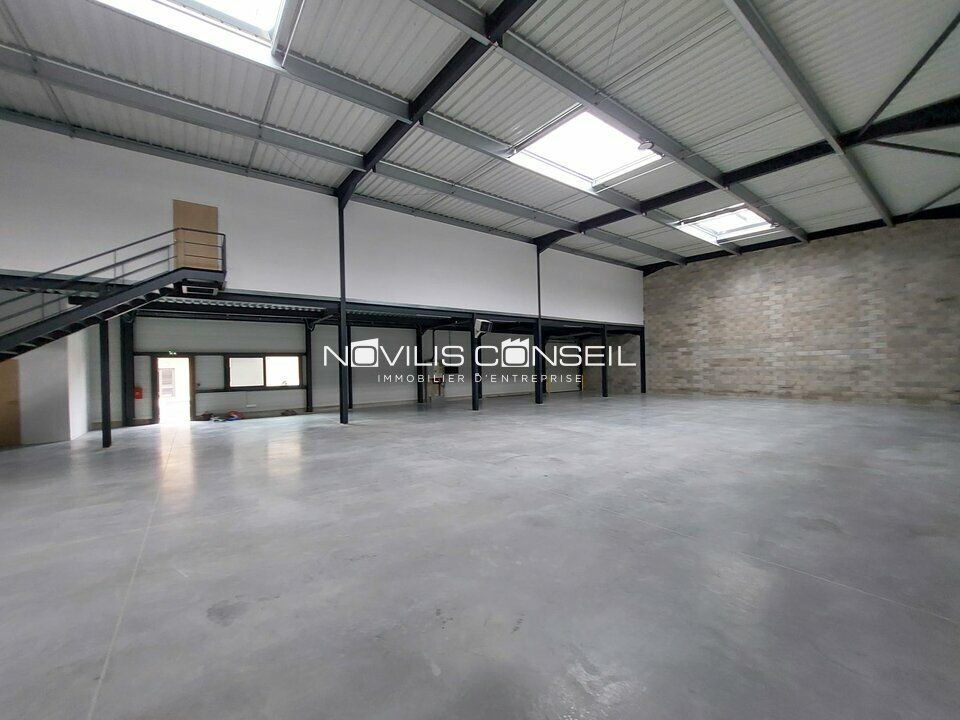 Location activité/entrepôt - 534 m²