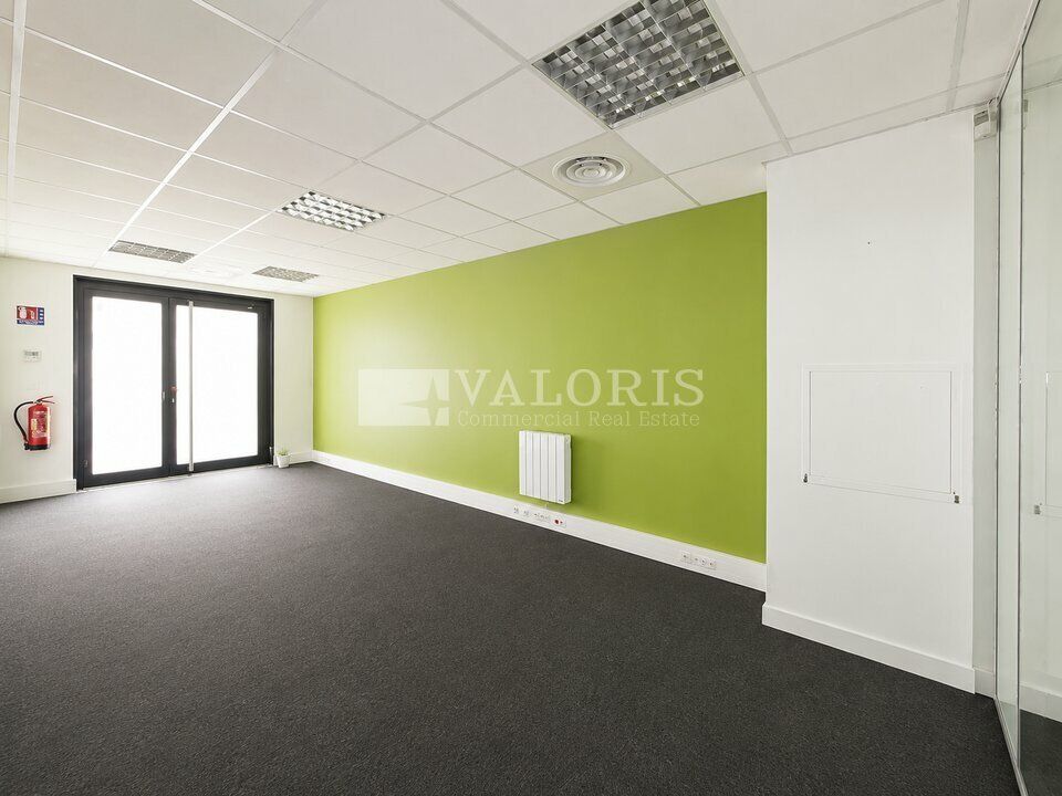 Location bureaux 86 m² non divisibles