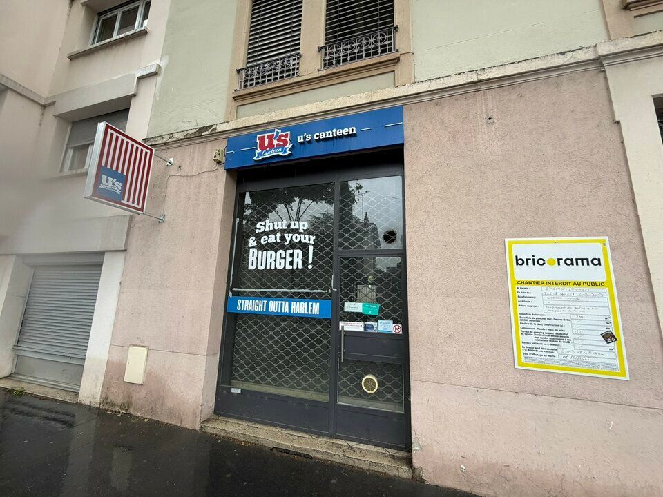 Valoris Real Estate vous propose à la location un local commercial d'une surface de 48 m² au cœur du 3ème arrondissement de Lyon dans le quartier de Montchat.