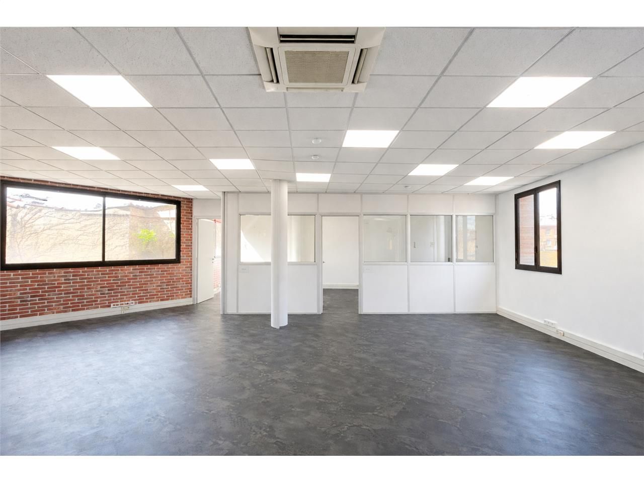 Location bureaux 272.00 m² à TOULOUSE
