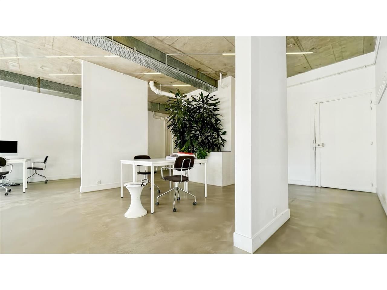 Location bureaux 147 m² non divisibles