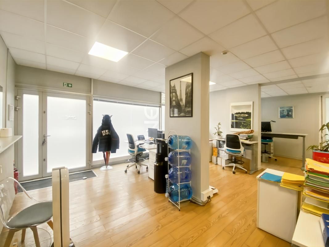 Vente bureaux 69 m² non divisibles