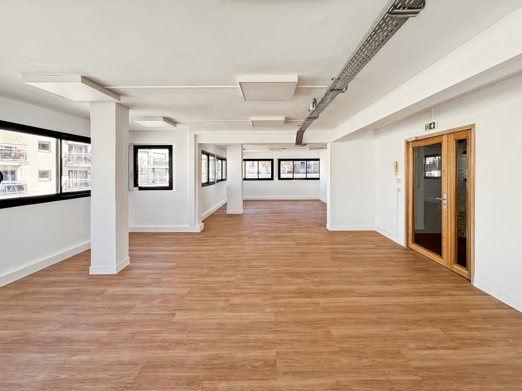 Location bureaux 224 m² non divisibles