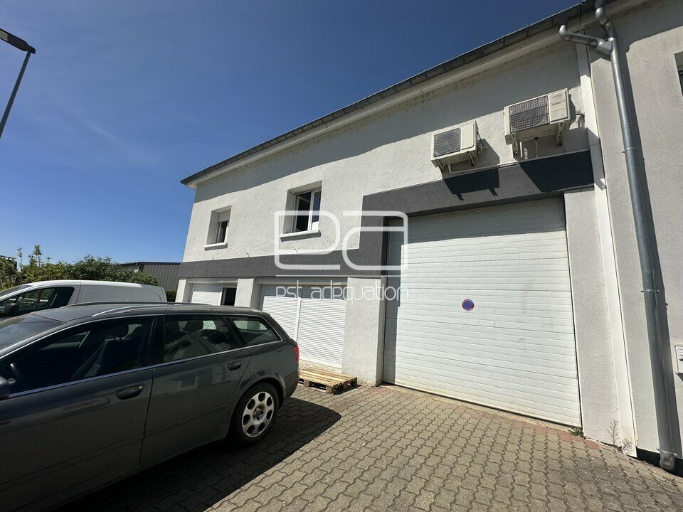 Location local d''activites 205 m² non divisibles