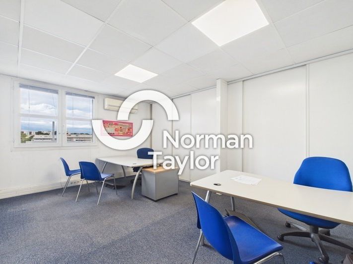 Location bureaux 231 m² non divisibles