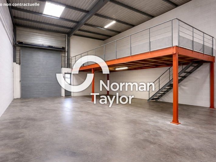 Location local d''activites 110 m² non divisibles