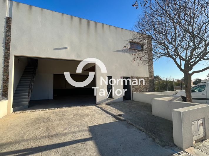 Location local d''activites 200 m² non divisibles